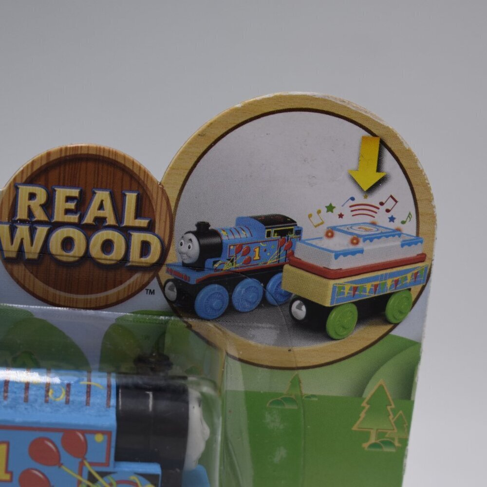 Happy Birthday Thomas & Cake Cargo Car - Thomas & Friends Wooden Railway Trains - Picture 2 of 10